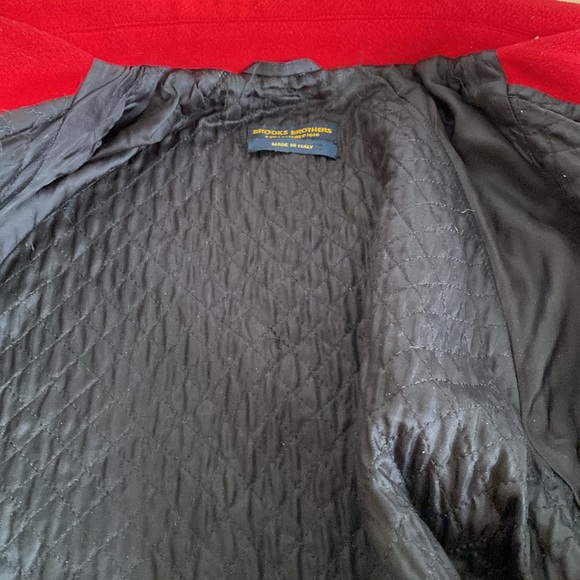 Brooks Brothers Red Wool Coat. Quilted lining. Made in Italy. See measurements - Picture 11 of 13